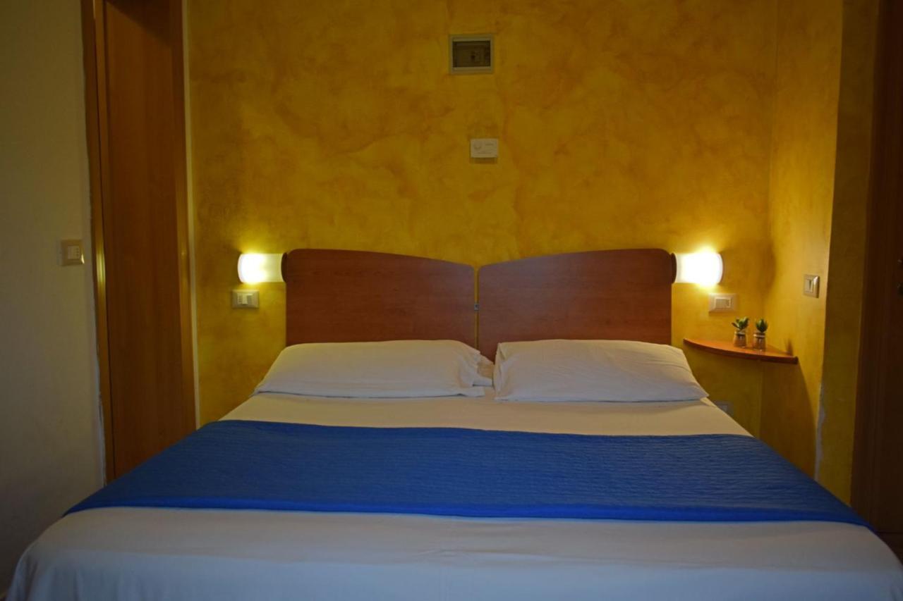 Hotel Donau Rimini Exterior photo